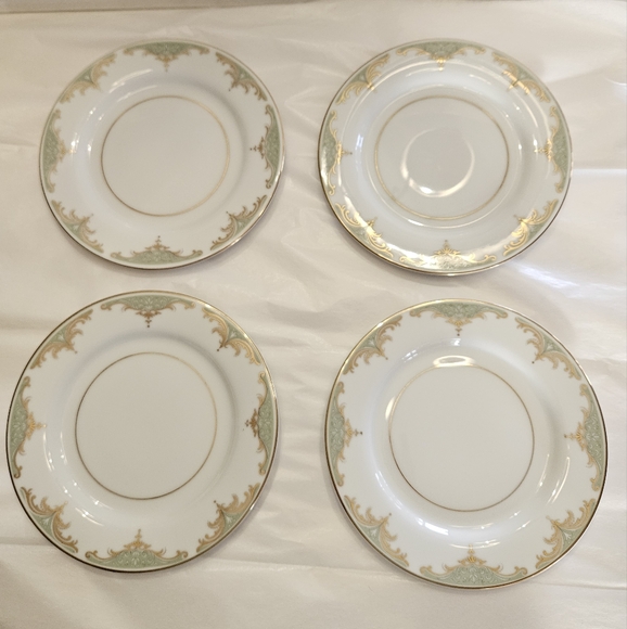 Set of 4 Mikasa "Valhala" bread and butter plates. - Picture 2 of 5